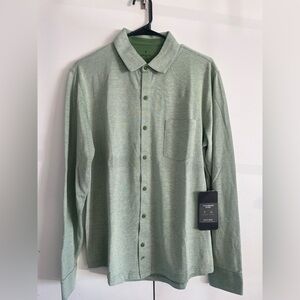THE DASH LONG SLEEVE BUTTON UP
Green Men's Shirt